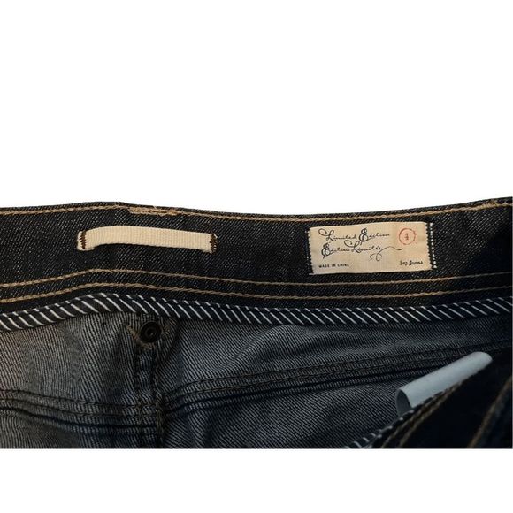 GAP Limited Edition Low Rise Wide Leg  NWT Jeans Dark Wash Size 4 - Picture 7 of 11